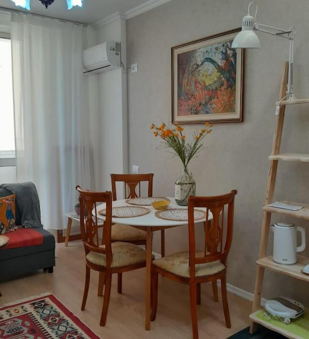 Bani'S Cozy Lovely Apt Tirana Exteriör bild